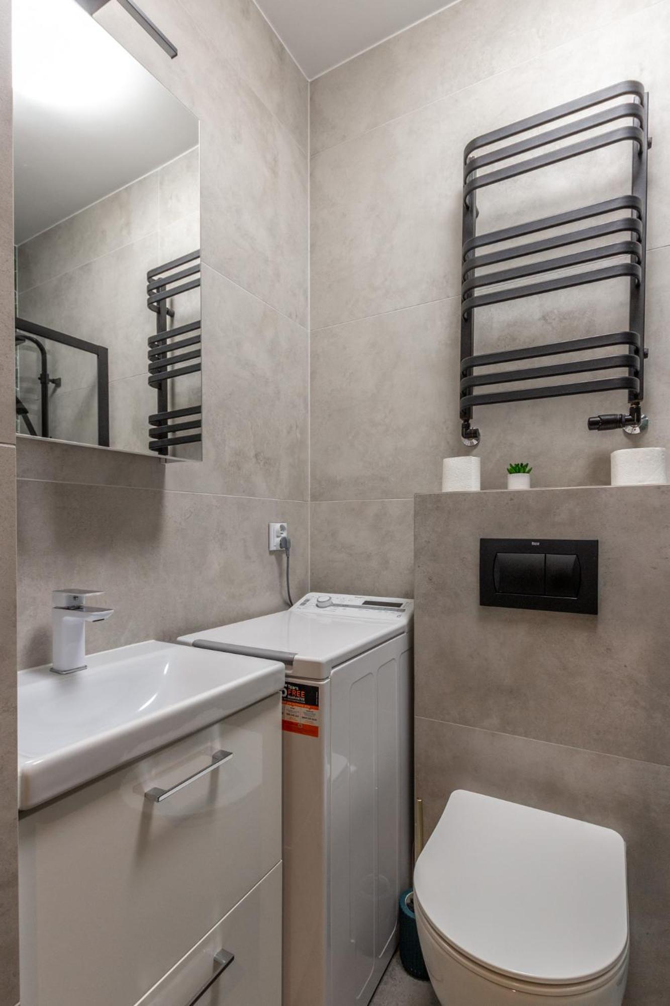 Chill Apartments Central Station Katowice Exterior photo